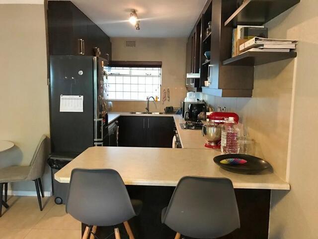 Apartment for sale in Cape Town, Western Cape