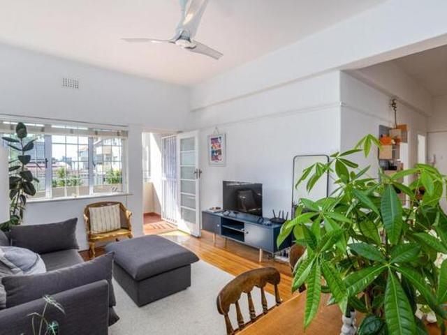 Apartment for sale in Cape Town, Western Cape