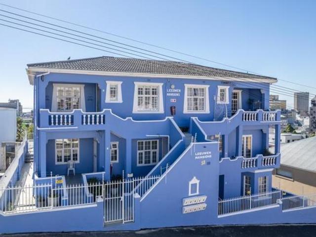 Apartment for sale in Cape Town, Western Cape