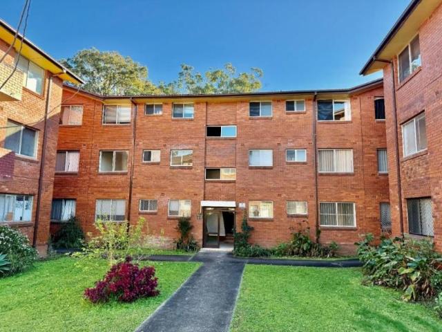 Apartment for rent in Carramar, New South Wales