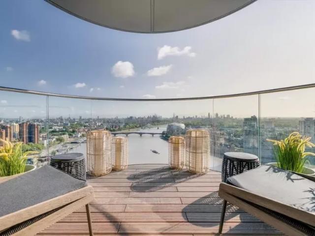 Apartment for sale in Chelsea Waterfront, Greater London