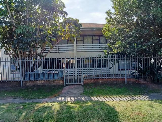 Apartment for sale in Chiselhurst, East London