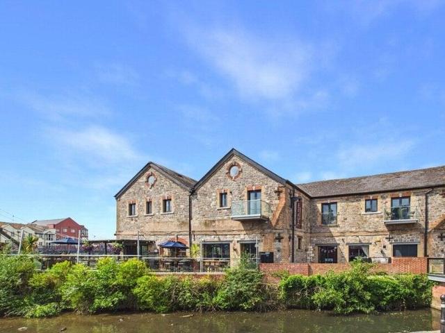 Apartment for sale in North Devon, Devon and Torbay