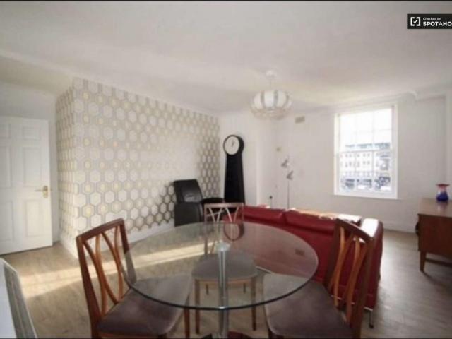 Apartment to rent in Bluebell, North Tipperary
