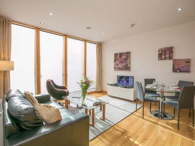 Apartment to rent in Bluebell, North Tipperary
