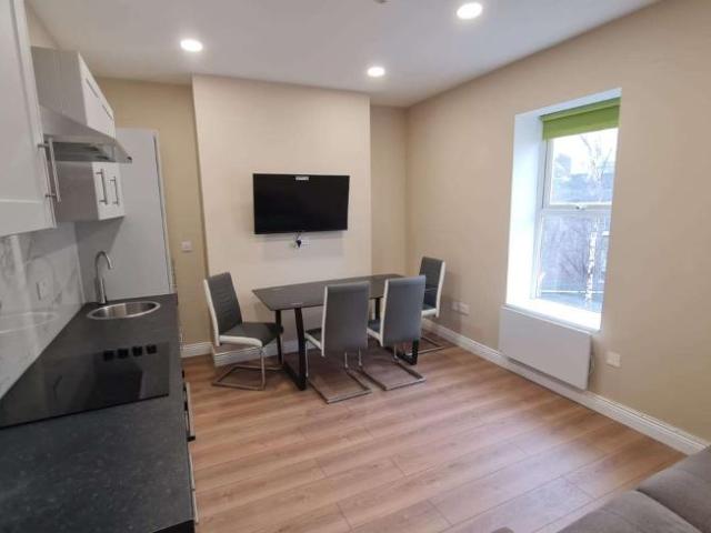 Apartment to rent in Bluebell, North Tipperary