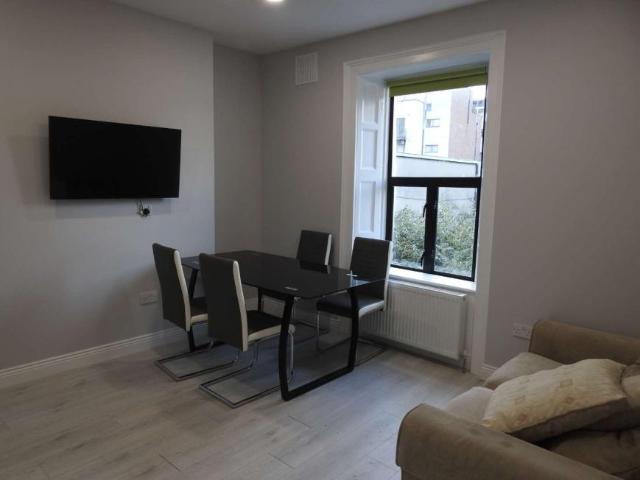 Apartment to rent in Bluebell, North Tipperary