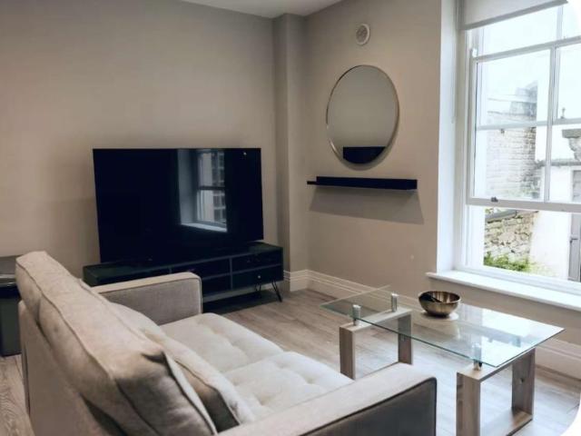 Apartment to rent in Bluebell, North Tipperary