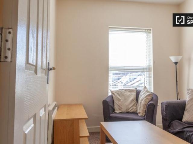 Apartment to rent in Bluebell, North Tipperary