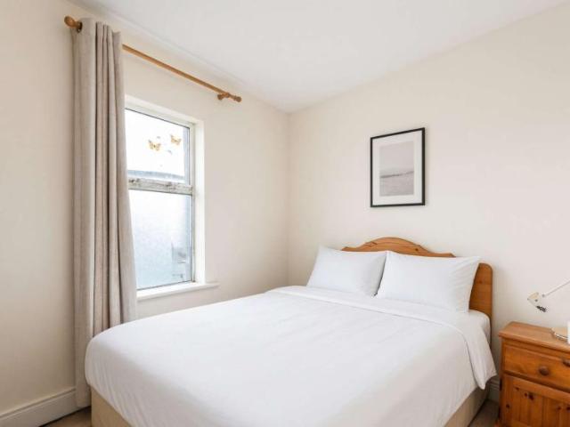 Apartment to rent in Bluebell, North Tipperary