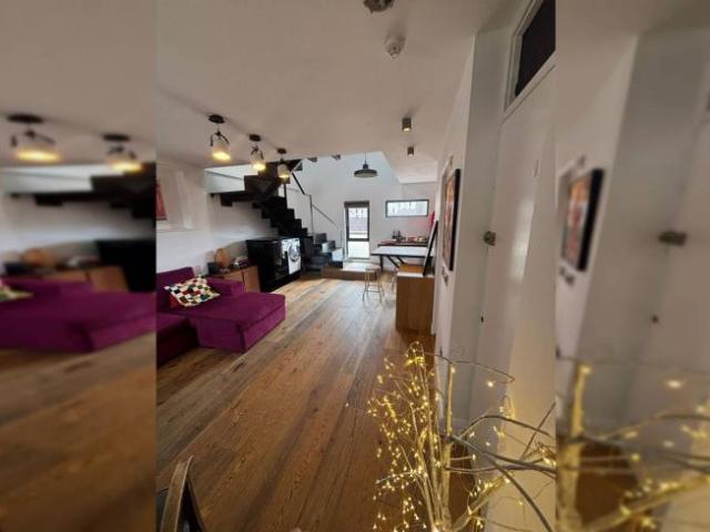 Apartment to rent in Bluebell, North Tipperary