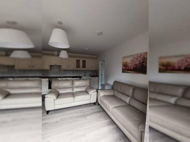 Apartment to rent in Bluebell, North Tipperary