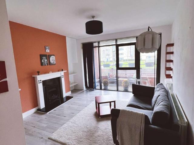 Apartment to rent in Bluebell, North Tipperary