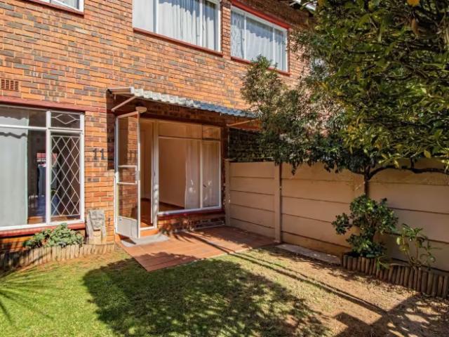 Apartment for sale in Eden Glen, City of Ekurhuleni Metropolitan Municipality