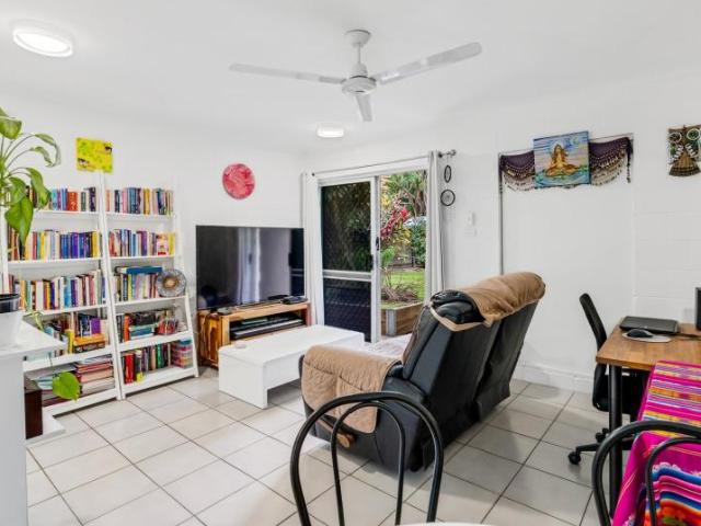 Apartment for sale in Edge Hill, Cairns Regional