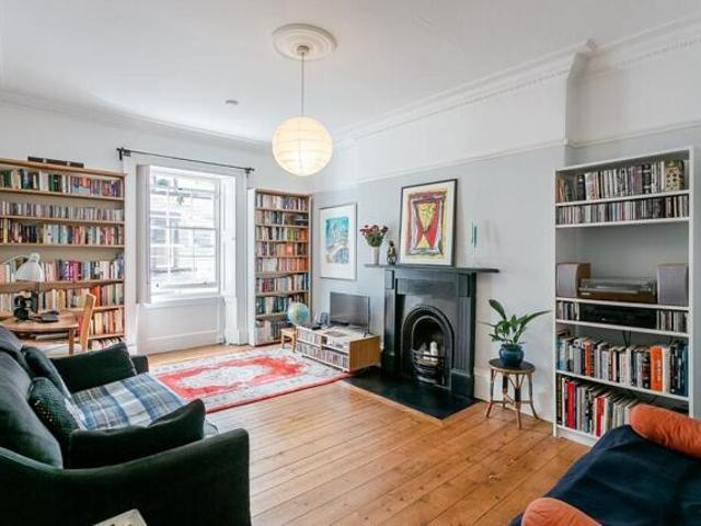 Apartment for sale in Trinity, Scotland