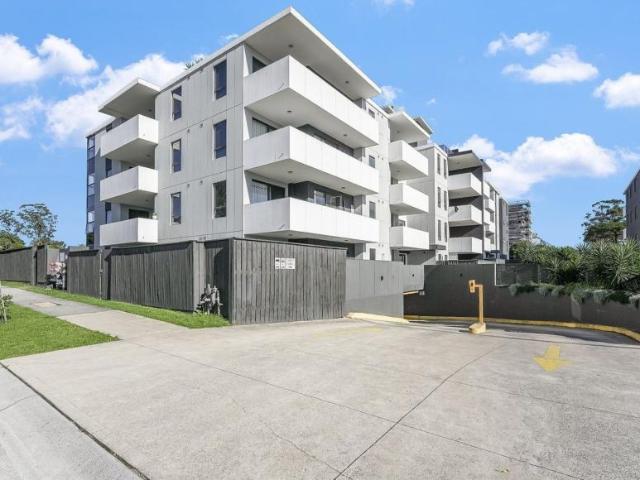Apartment for sale in Edmondson Park, Liverpool City Council