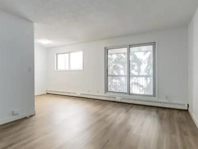 Apartment for rent in Wedgewood, Alberta