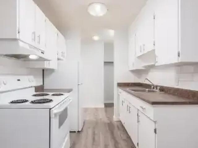 Apartment for rent in Wedgewood, Alberta