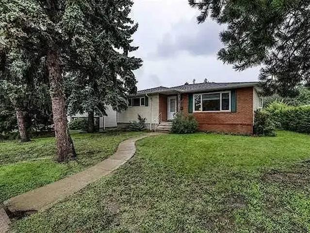 Apartment for rent in Wedgewood, Alberta