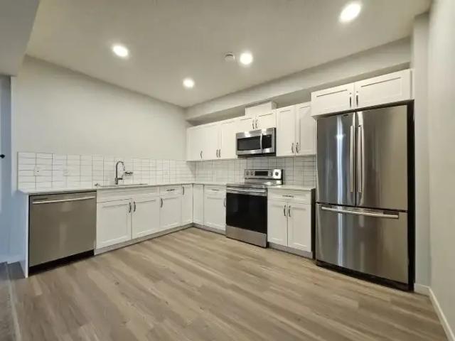 Apartment for rent in Wedgewood, Alberta