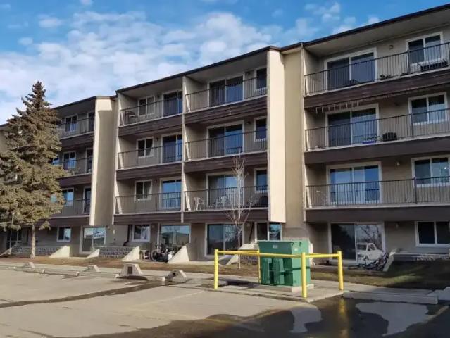 Apartment for rent in Wedgewood, Alberta