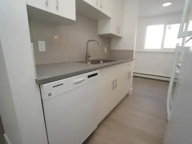 Apartment for rent in Wedgewood, Alberta