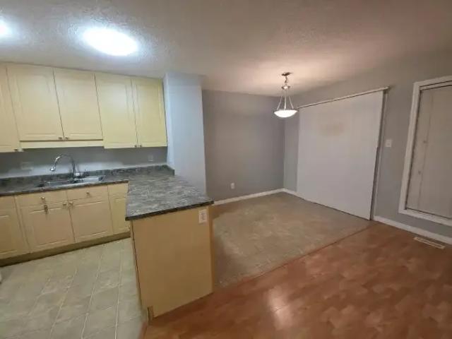 Apartment for rent in Charlesworth, Edmonton