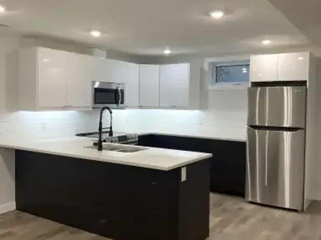 Apartment for rent in Ottewell, Edmonton