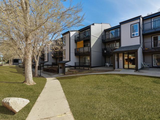 Apartment for rent in Wedgewood, Alberta