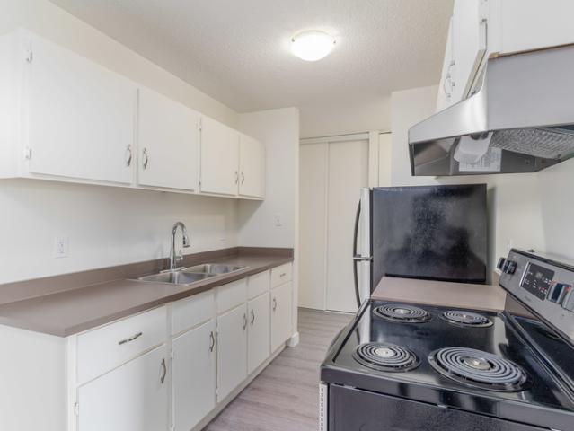 Apartment for rent in Wedgewood, Alberta