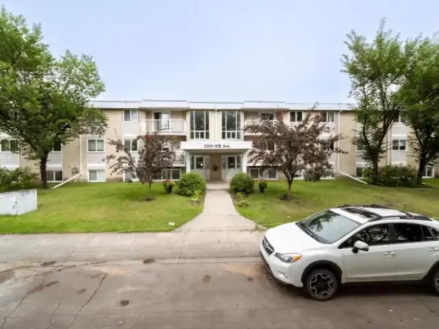 Apartment for rent in Wedgewood, Alberta