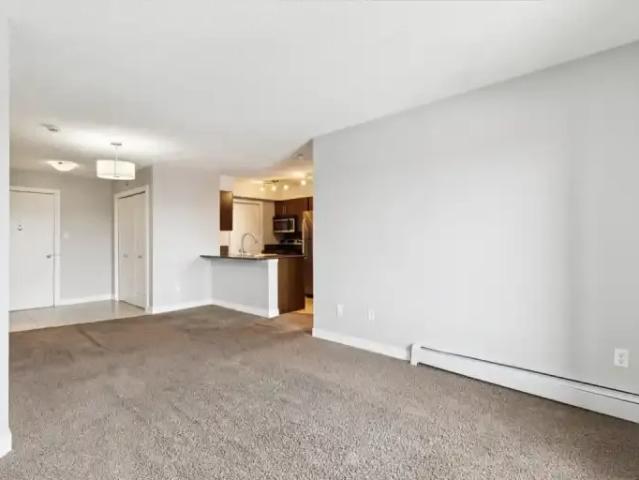 Apartment for rent in Wedgewood, Alberta