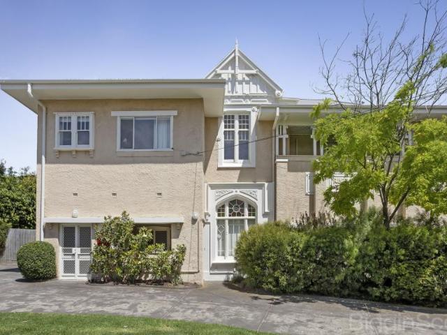 Apartment for sale in Elsternwick, Melbourne