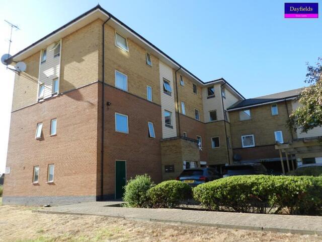 Apartment for sale in Carterhatch, Greater London
