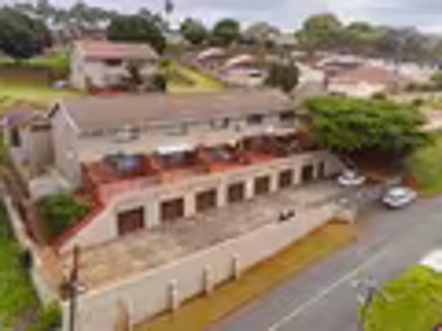 Apartment for sale in Escombe, Queensburgh