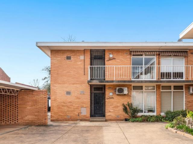 Apartment for sale in Camerons Creek, Victoria