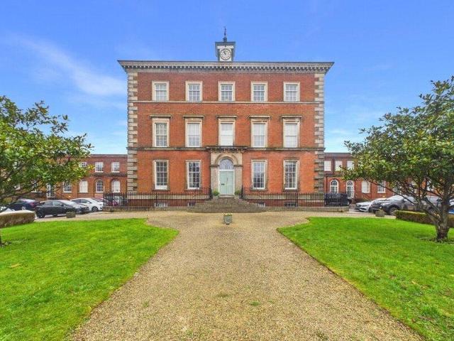 Apartment for sale in Exminster, Exeter