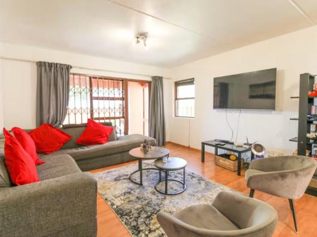 Apartment for sale in Ferndale, Randburg