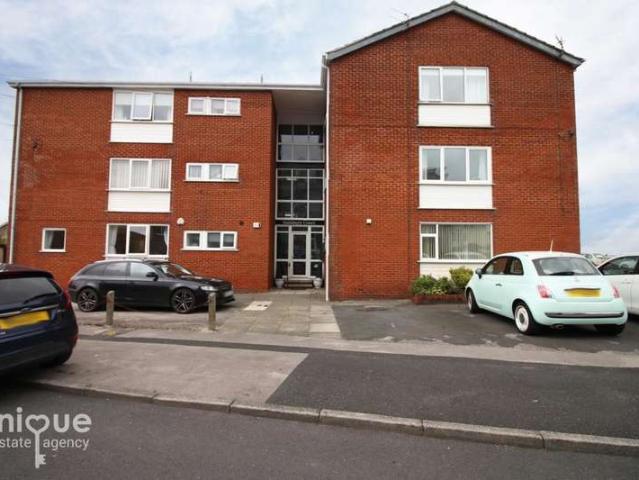 Apartment for sale in Cabus, Lancashire