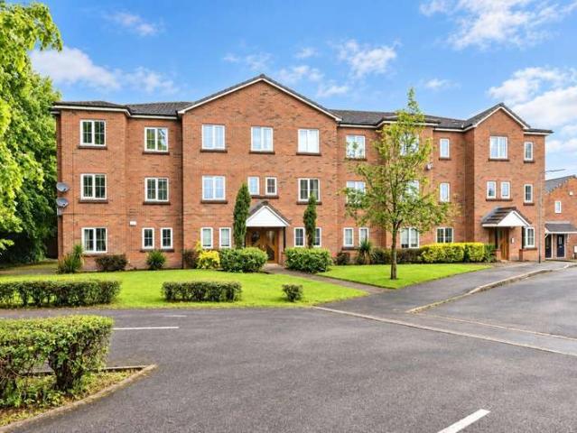 Apartment for sale in Bradshaw, Lee Bank