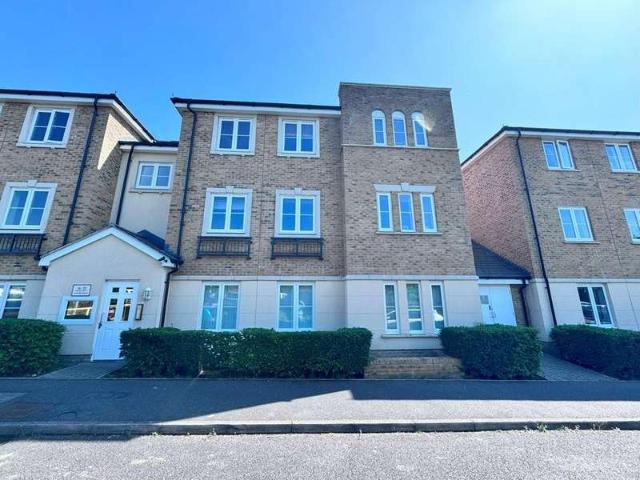 Apartment for sale in Fole, Surrey