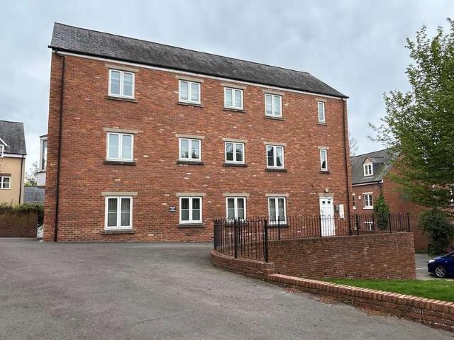 Apartment for sale in Selsley, School House