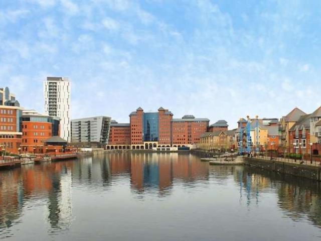 Apartment for sale in Salford Quays, Salford