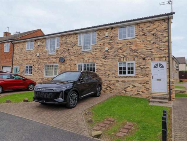 Apartment for sale in Normanton and Altofts, Altofts