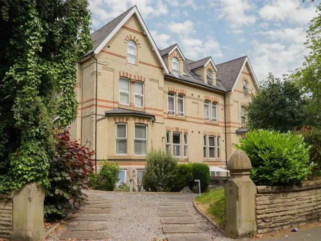 Apartment for sale in Old Trafford, Trafford Park