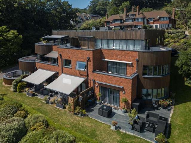 Apartment for sale in Hythe, Folkestone