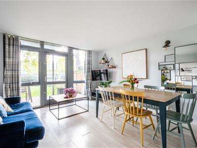 Apartment for sale in Clapton, Greater London