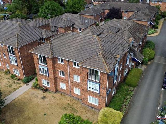Apartment for sale in Oversley Green, Stratford-on-Avon