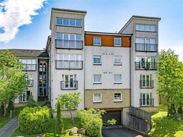 Apartment for sale in Bathgate, Scotland